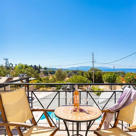 ヴィラ Rose スヴォロナータ